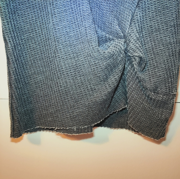 Vanilla Star Waffle Knit Tie Knot Front Top Medium - Picture 3 of 11